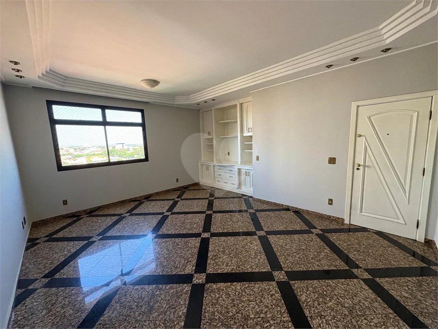 Apartamento disponível no Edifício Palladium no Centro de Piracicaba - SP.