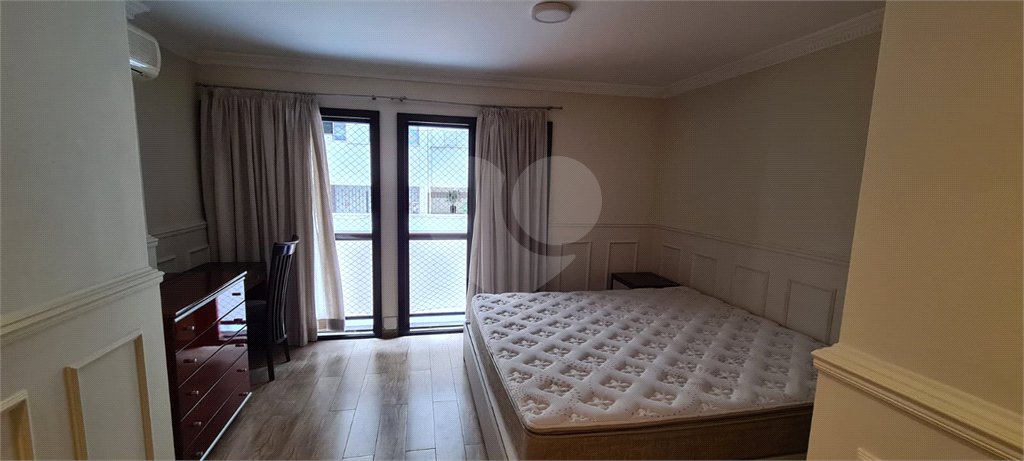 Apartamento para venda e locação de 130m² no Jardim Paulista com 2 suítes e 2 vagas.