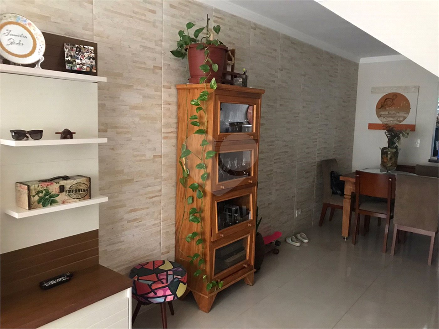 Casa à venda com 3 quartos, sendo 1 suíte,  no condomínio Felipe, São Paulo - SP