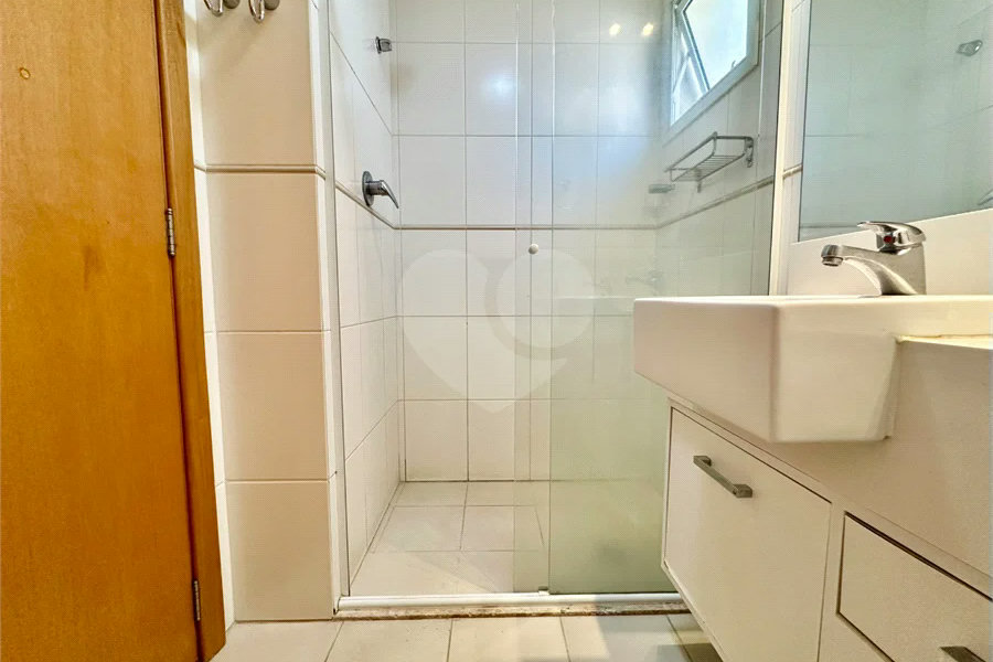 Apartamento para Locação na Vila Olímpia | 126 m² | 3 Suítes | 3 Vagas
