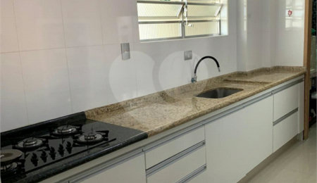 Apartamento à venda com 2 quartos, sendo 1 suíte, em Jardim da Glória, São Paulo, SP