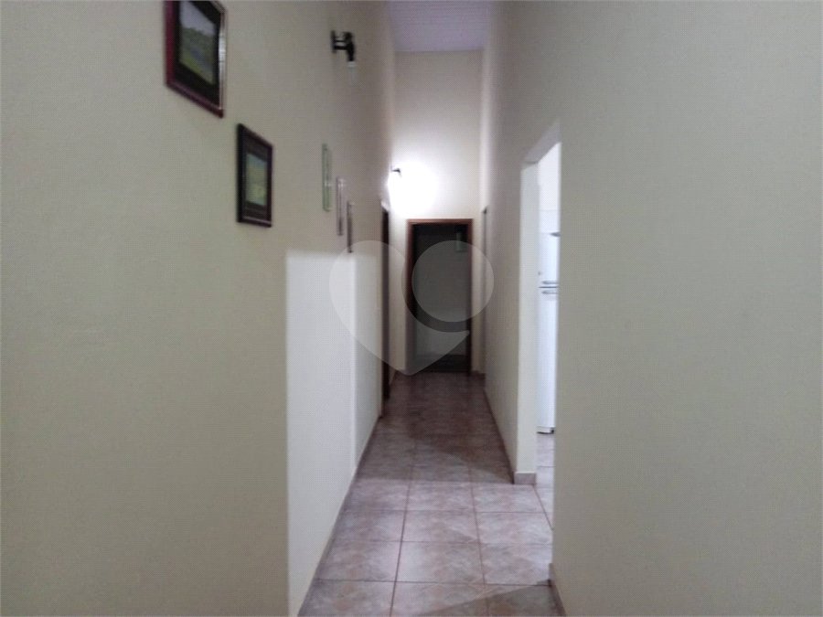 Chácara Balneário do 29 com piscina.