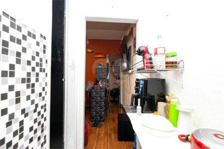 Apartamento à venda com 30m², 1 quarto e sem vaga