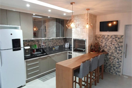 Sobrado de alto padrão no condomínio residencial Reserva Aquarela