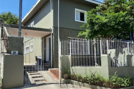 Sobrado à venda com 3 quartos em Vila Universitária, São Paulo - SP