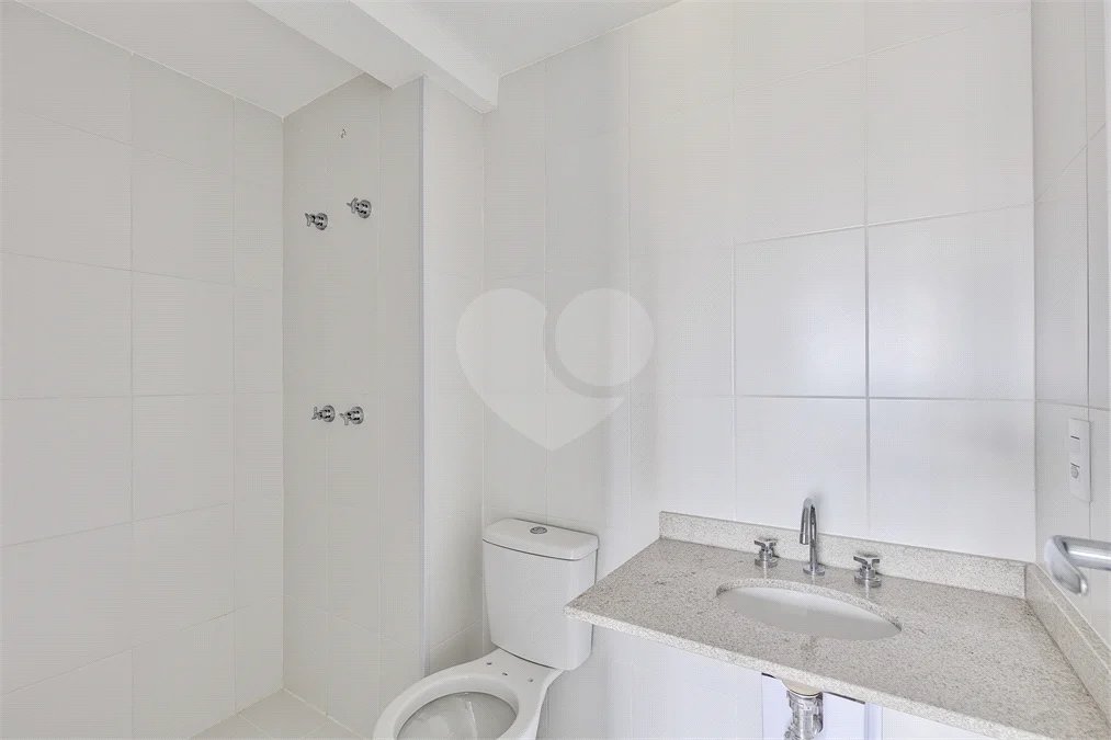 Apartamento à venda com 2 quartos, sendo 1 suíte, em Alto da Boa Vista, São Paulo, SP
