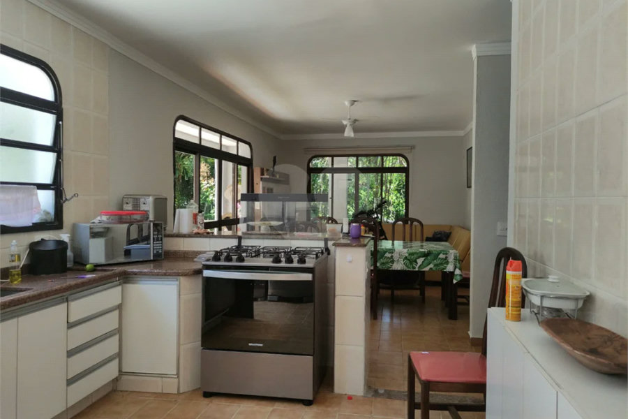 Casa à venda com 6 quartos, sendo 3 suítes, em Costa do Sol, Bertioga, SP