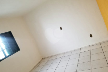 Casa térrea para venda, no Douradinho .