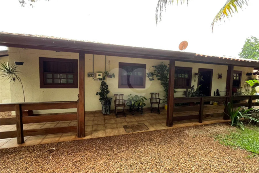 Chácara Espaçosa no Santa Rita com Área Gourmet, Sauna e Árvores Frutíferas