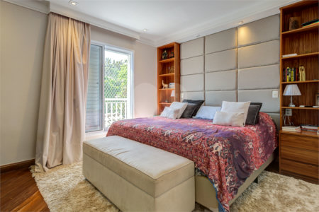 Casa à venda com 3 suítes no condomínio Villa Splendore, São Paulo - SP
