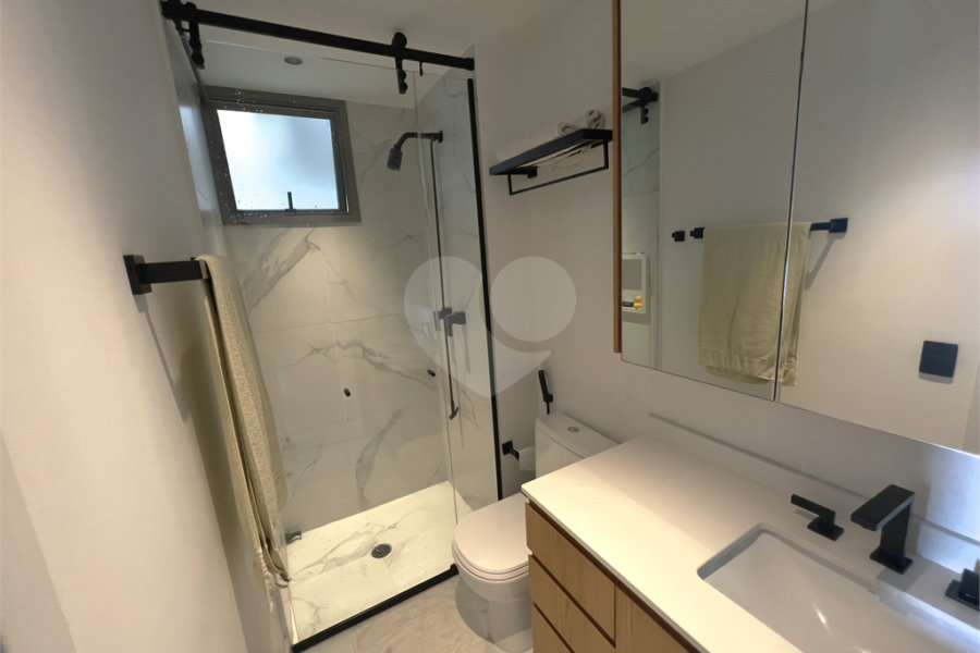 Elegância e Praticidade na Vila Madalena: Apartamento de 84 m² com 3 Dormitórios e 2 Vagas!