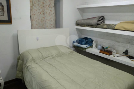 Sobrado à venda com 3 quartos, sendo 1 suíte, em Vila Mascote, São Paulo, SP