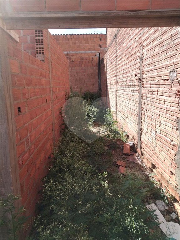 Terreno com 138,00 m² .