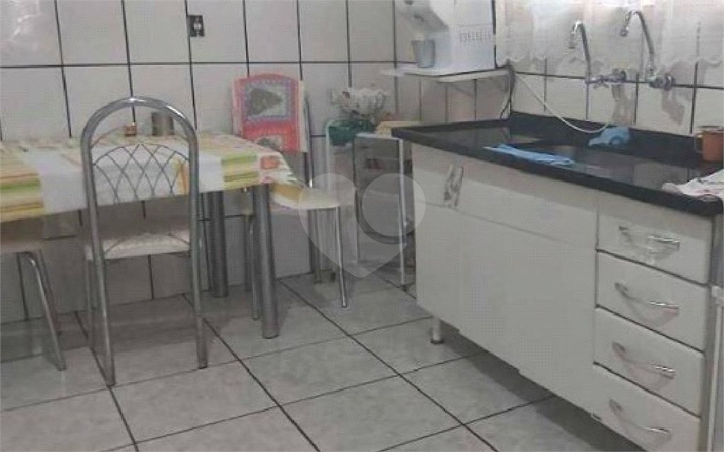 Casa térrea para venda na Vila Faria.