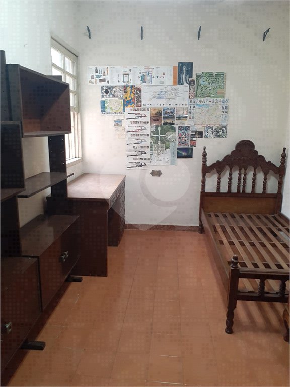 Casa Térrea à venda com 4 quartos em Vila Regente Feijó, São Paulo, SP