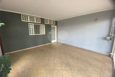 Casa a venda no Jardim Cardinalli - São Carlos/SP