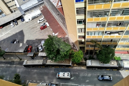 APARTAMENTO 33 M2 - PRÓXIMO METRÔ SÃO BENTO