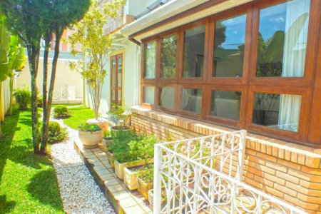 Casa à venda com 5 suítes no condomínio Vilaggio Monte Alegre, São Paulo - SP