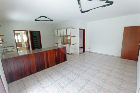 Casa a Venda no Condomínio Vista Alegre - Café em Vinhedo/SP