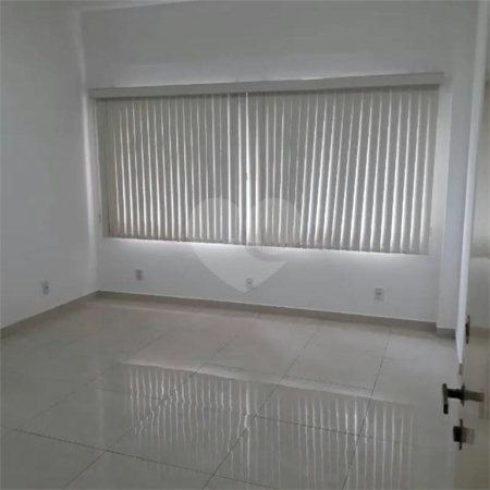 Kitnet a venda na Liberdade