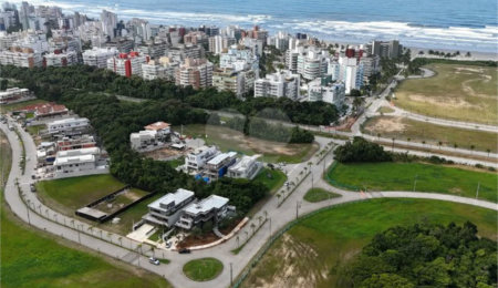 Terreno à venda em Riviera de São Lourenço, Bertioga, SP