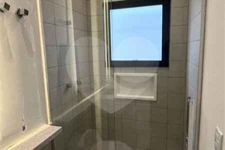 Casa Terrea com 3 suítes a Venda em Atibaia