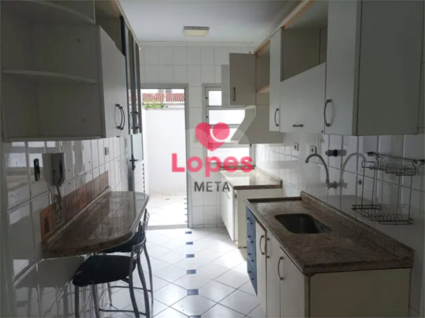 APARTAMENTO A VENDA NO JARDIM SANTA CLARA COM 2 DORMITÓRIOS, 1 SUÍTE, 1 VAGA, TAUBATÉ/SP