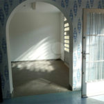 Casa com 4 dormitórios e 4 vagas.