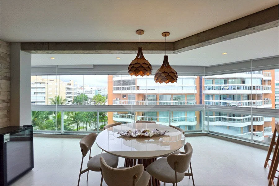 Apartamento à venda com 4 suítes em Riviera de São Lourenço, Bertioga, SP