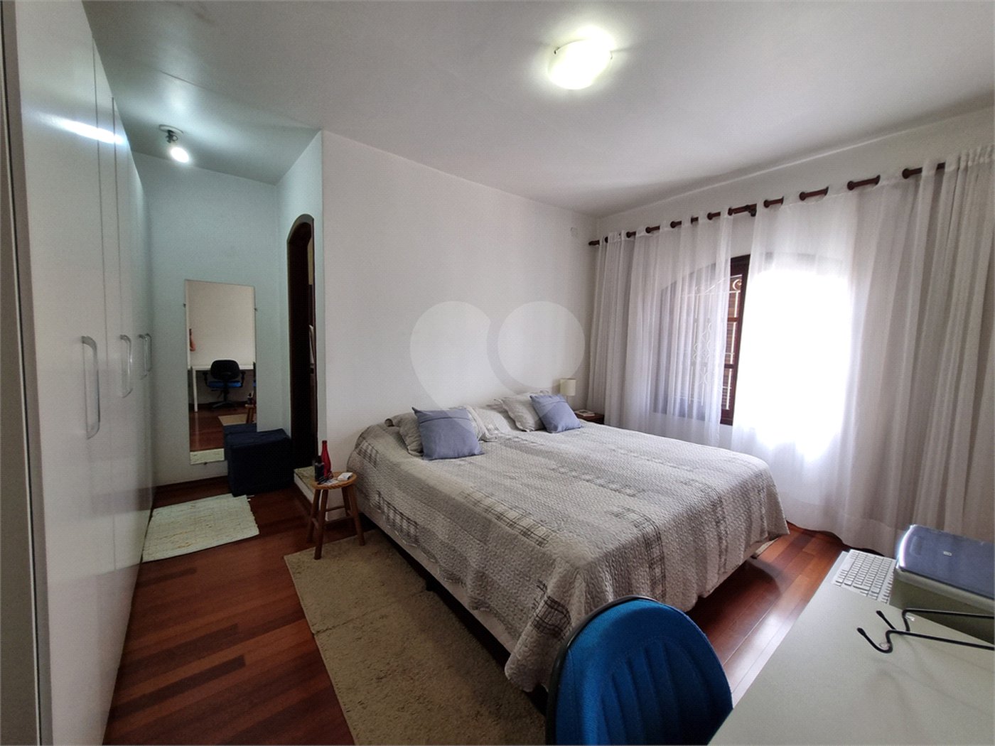 VENDA - Sobrado Jardim França: 135m² | 3 dormitórios (1 suíte) | 2 vagas | Churrasqueira