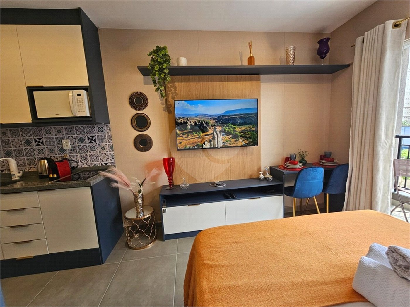 Apartamento Mobiliado a Venda no Campo Belo