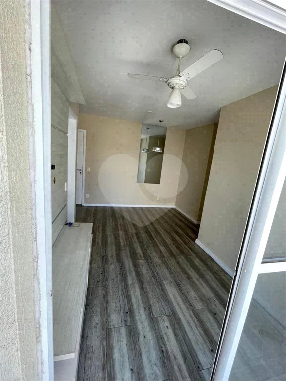 Apartamento no Belém de 52m2 com 2 dorms, 1 suíte, 2 banheiros, 1 vaga. Estuda permuta.