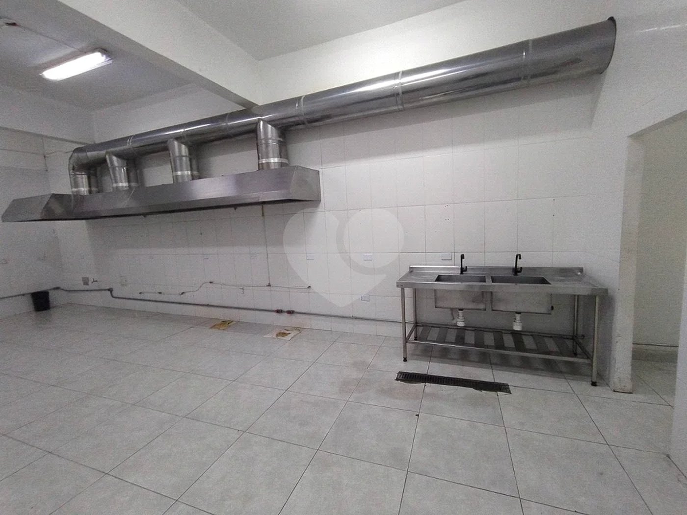 Prédio à venda em Imirim, São Paulo, SP