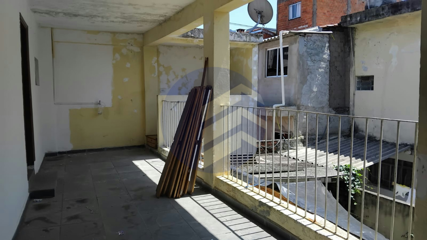 Casa à venda com 8 quartos em Vila Dalva, São Paulo - SP
