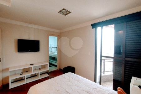 Apartamento para venda na Mooca com 4 suítes, 5 vagas. Condomínio Europa Cicero.