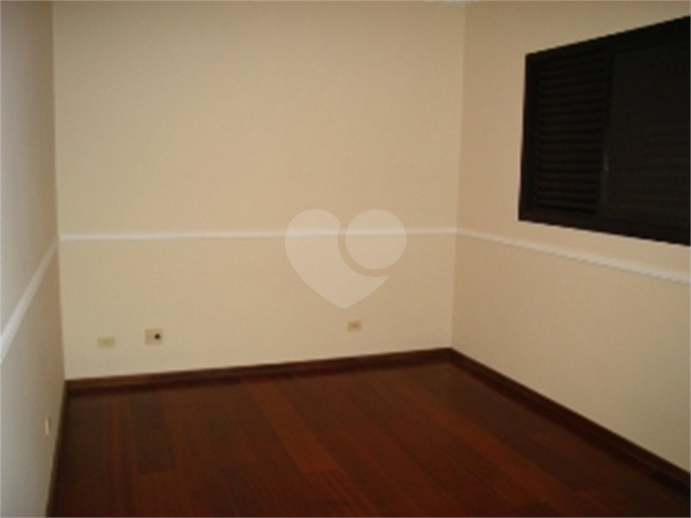 Apto com 130m² em frente ao SCC