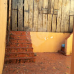 BELA CASA 274 M² C/ 3 QUARTOS 1 SALA 1 COZINHA 3 BANHEIROS 2 VAGAS Para Estacionamento coberta P/ VENDA NA V N Cachoeirinha