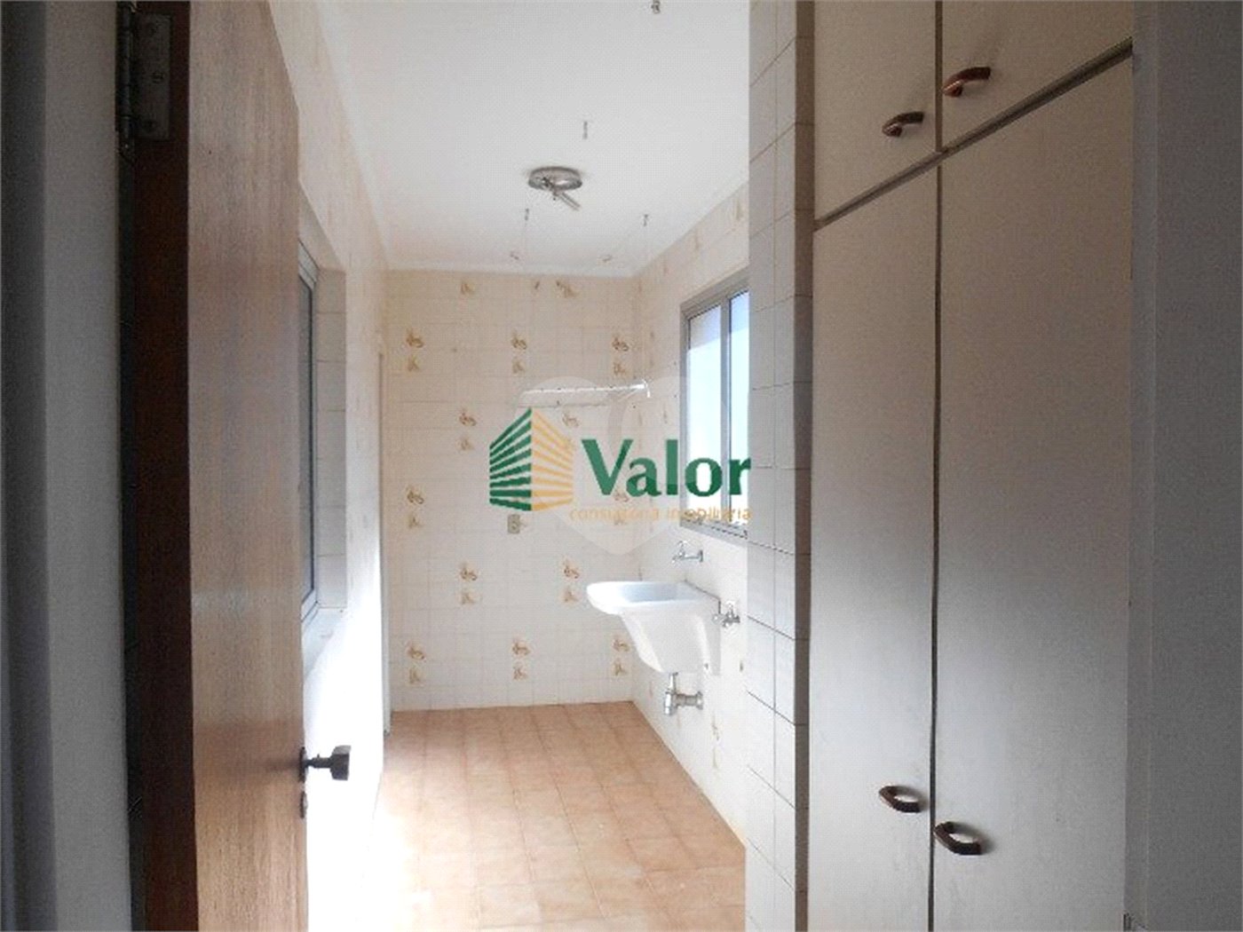 Apartamento com 3 dormitórios.