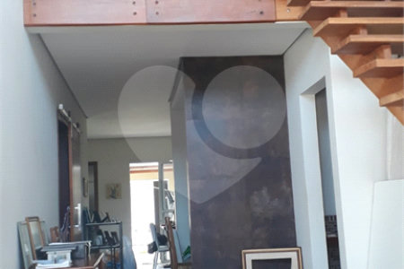 Sobrado à Venda no Condomínio Picollo Villagio com mobilha