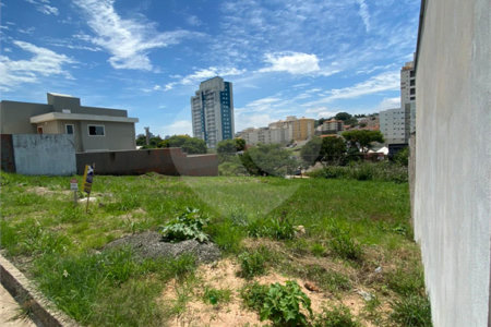 Excelente terreno com 525,00 m² de área total, no bairro Parque Santa Mônica.