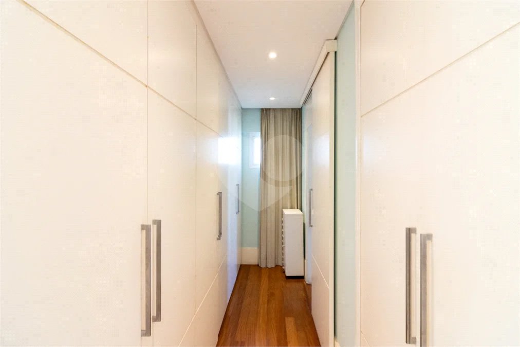 Vila Andrade / Jardim Sul - 4 dormitórios | 2 suítes | 3 vagas | depósito