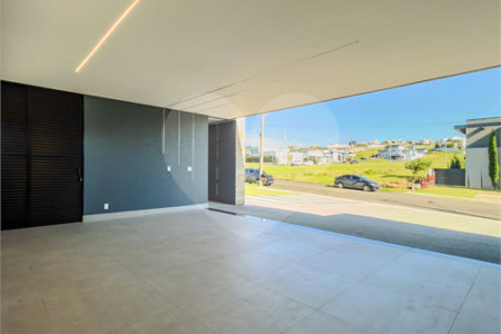 Indaiatuba - Quintas da Terracota - 1252 m² de terreno - casa térrea com 514 m² de área construída -3 vagas de garagem cobertas e 3 descobertas Lavabo - Sala de estar e jantar amplas e integradas - Escritório privativo - Cozinha toda equipada com geladeira, forno, micro-ondas, lava-louças,