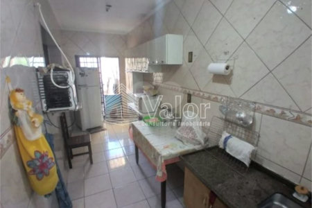 Casa Terreá á Venda.