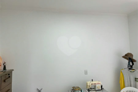 Apartamento à venda com 3 quartos, sendo 1 suíte, em Vila Nova, Louveira, SP
