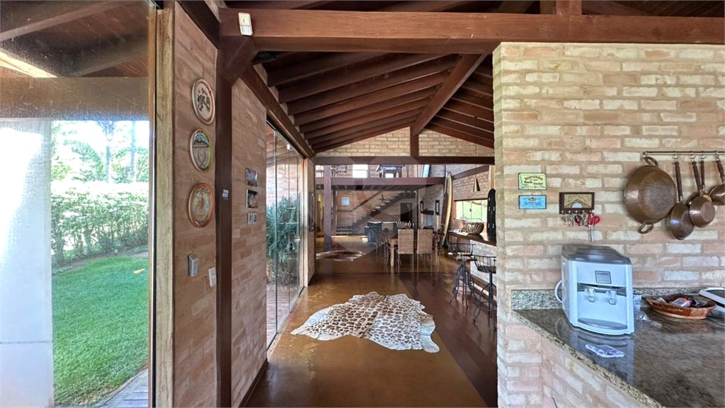 Casa para venda no Condomínio Vivenda do Broa.