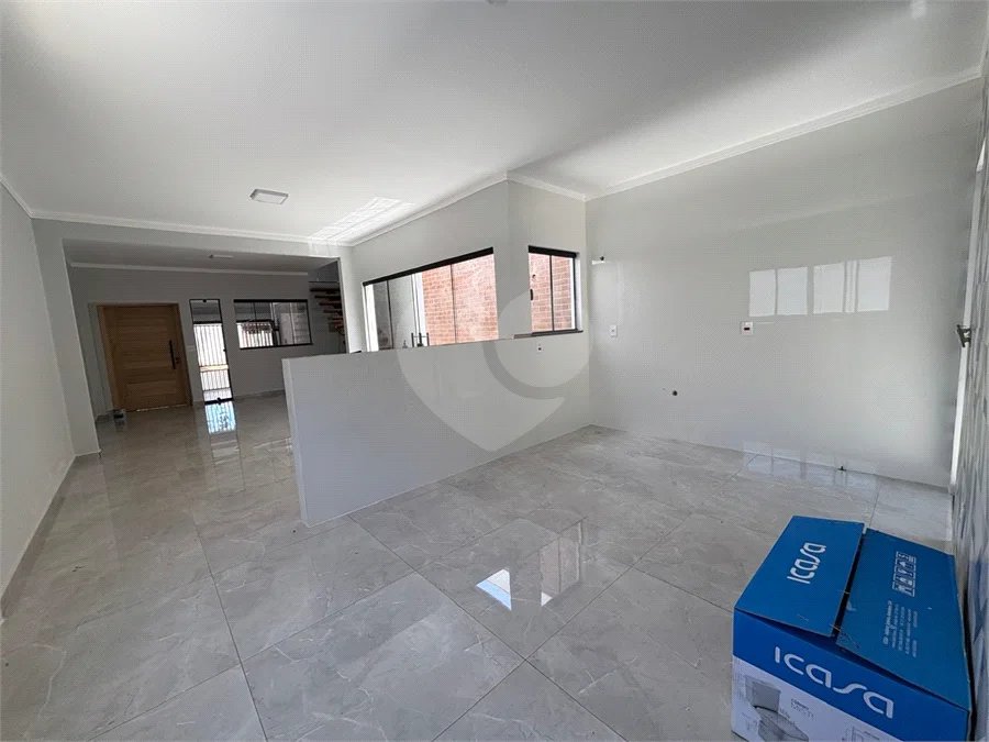 CASA COM PISCINA VENDA JARDIM MUNIQUE