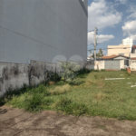 Terreno á venda no Jardim Paraíso