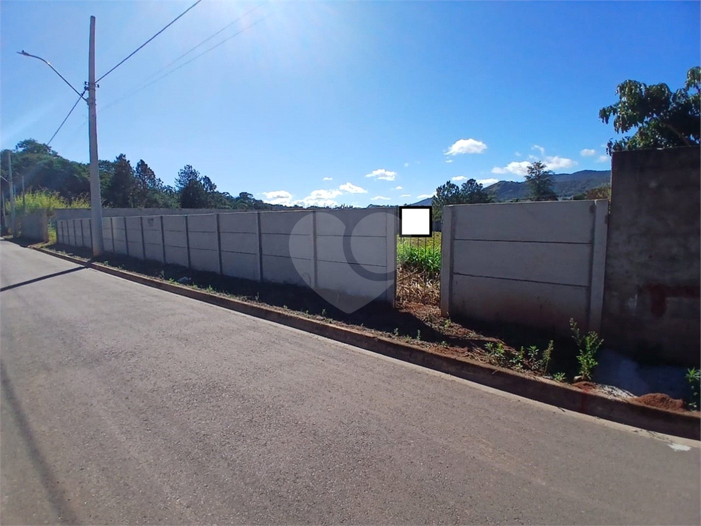 Terreno a venda no Jardim Estância Brasil com 1400m²