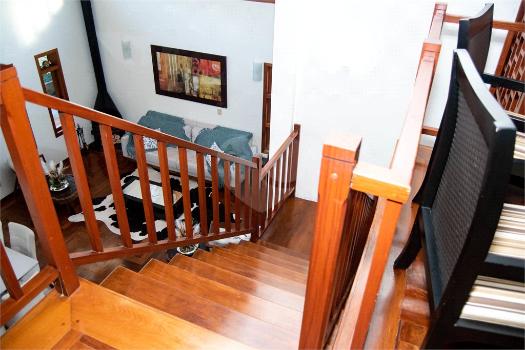 CASA ALTO PADRÃO - BAIRRO NOBRE