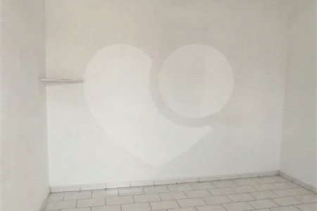 Oportunidade Única: Lote Comercial Estratégico de 463 m² Próximo ao Centro – Ideal para o Seu Negócio!